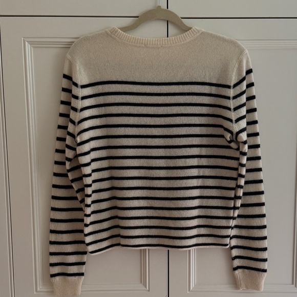 Reformation Cashmere Boyfriend Sweater (XS) - Picture 4 of 4